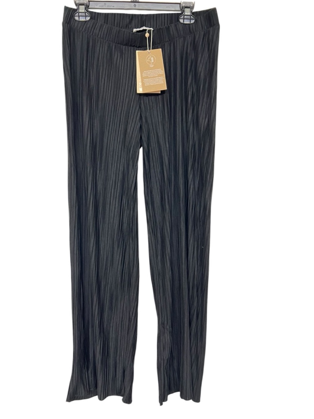 NEW Mamalicious Penelope Black Pleated  Wide Leg Stretch‎ Pants